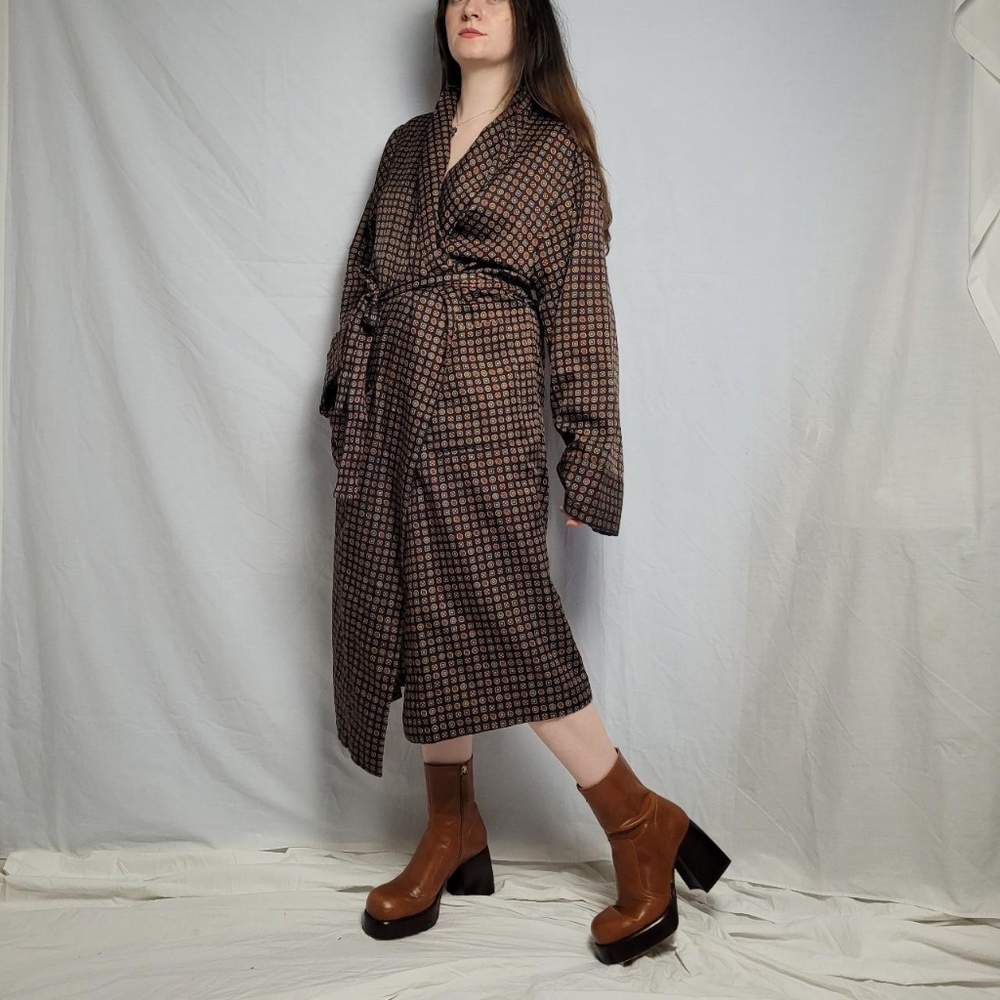 Vintage pattern smoking dressing gown/robe - Picture 3 of 7